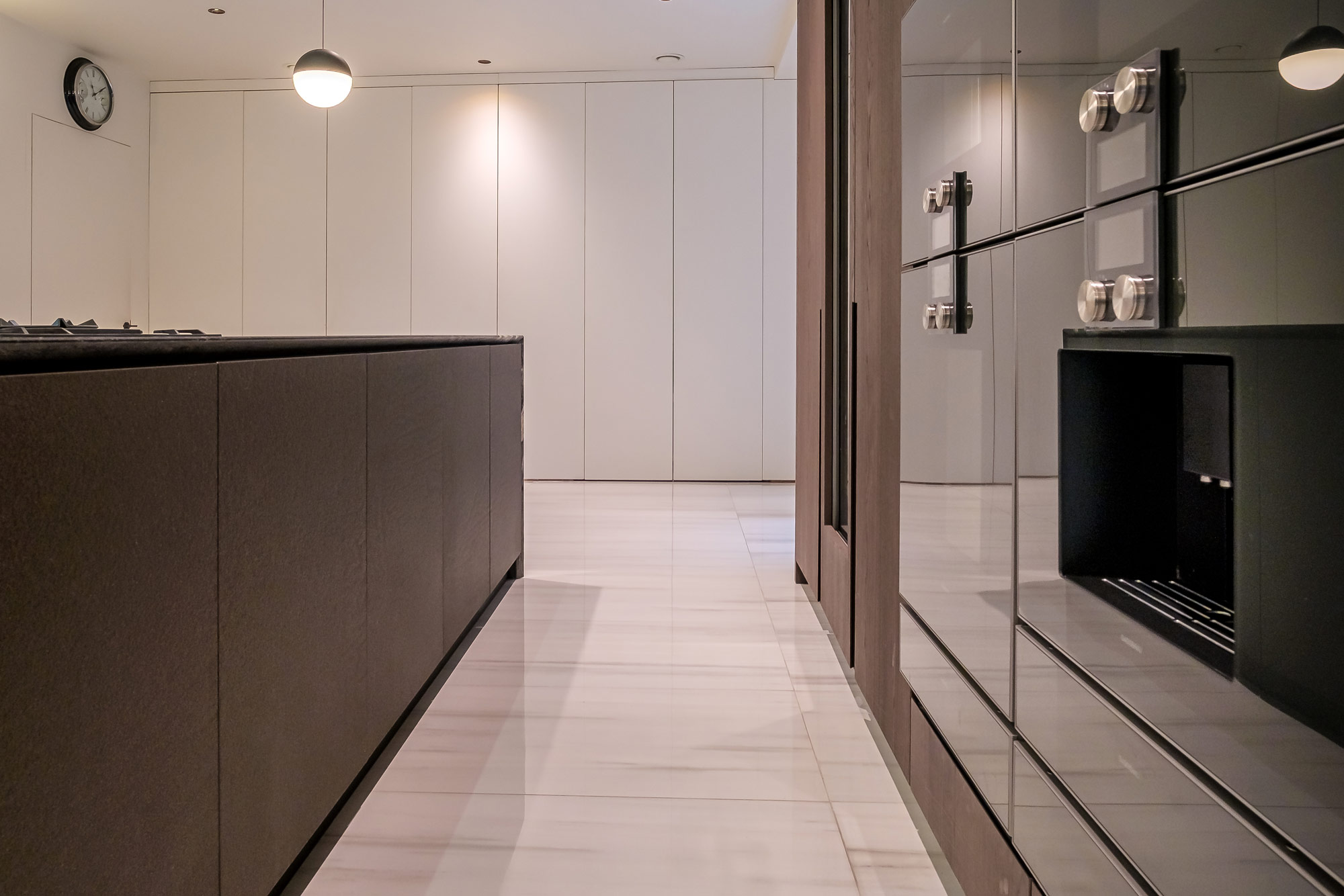 Bespoke contemporary kitchen by Fontana in Loughton Kitchen detail | Design as Art
