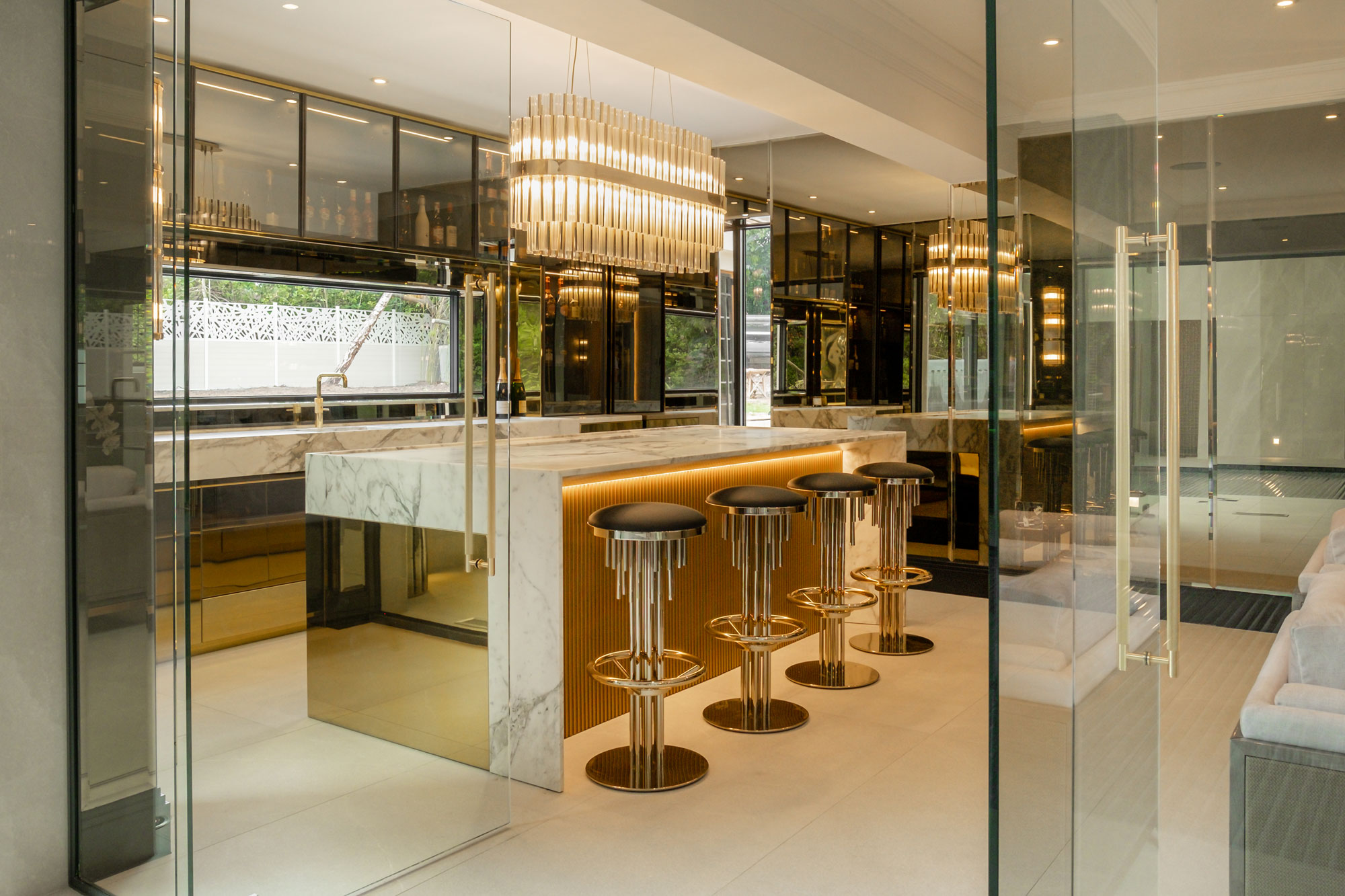 Fontana Moor Park exterior bar view| Design as Art | Italian luxury design