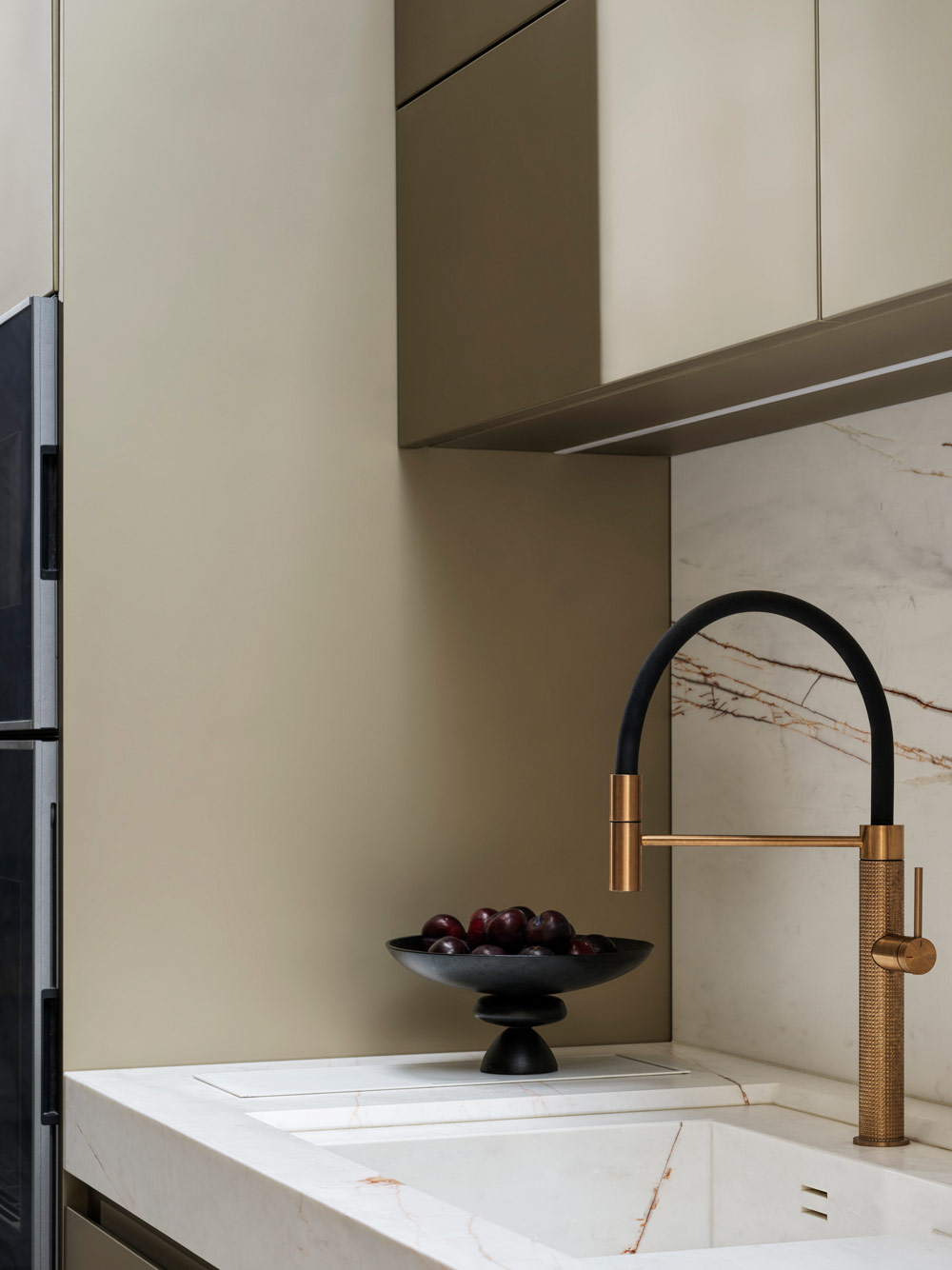 Fontana Arundel Terrace kitchen sink | Design as Art | interior architectural design studio Luxury kitchen london