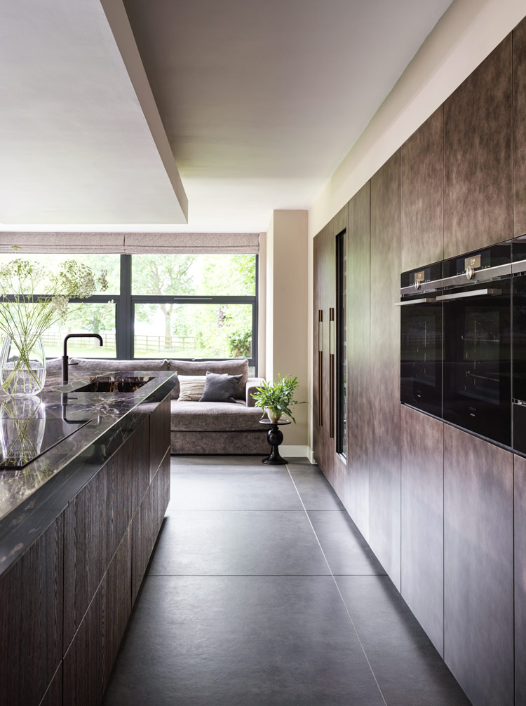 Fontana bespoke kitchen hertfordshire island view | Design as Art